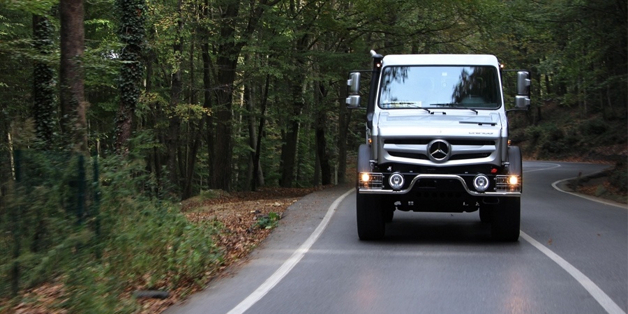 Mercedes-Benz Unimog şehirde yollara çıkıyor 