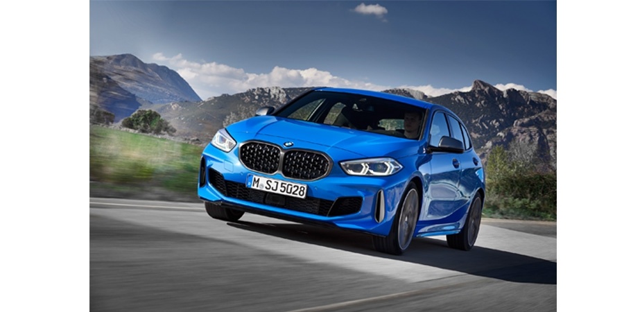 Yeni BMW 1 Serisi ve BMW 8 Serisi Altın Direksiyon Ödülü’ne layık görüldü 