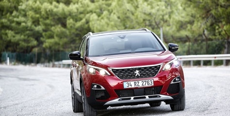 Yeni Peugeot 3008, C-SUV segmentine giriş yapıyor