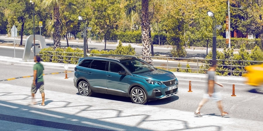 Yeni SUV PEUGEOT 5008