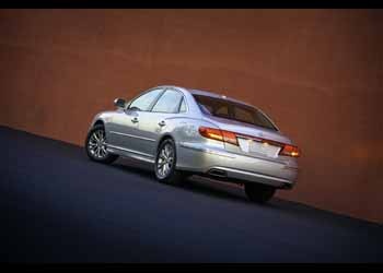 Yenilenen Hyundai Grandeur yüzünü gösterdi