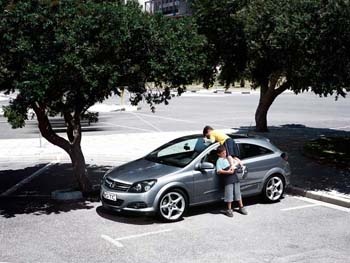 Yeni Opel Astra GTC – Gran Turismo Compact