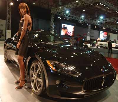 Fuarda 5 adet araç satan Maserati,2011'de araçlarını teslim edecek