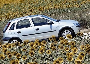 Yeni Opel Corsa: Yepyeni Bir Tasarım ve Çok Ekonomik Motorlar