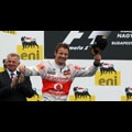 Formula 1 Macaristan galibi Button oldu