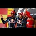 Vettel, üçüncü zaferini de kazandı