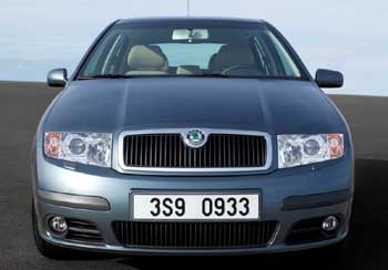 2005 model Fabia makyajlandı