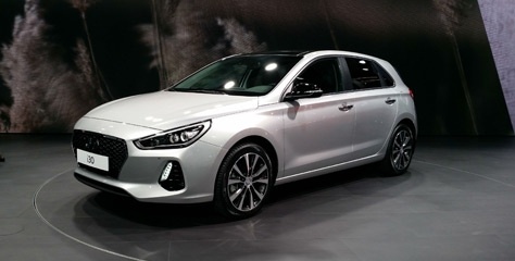 Hyundai yeni modelleriyle Paris Otomobil Fuarı’nda.
