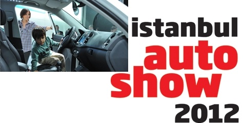 Kadınlarda Autoshow 2012'de keyifli vakit geçirecekler