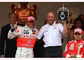Monaco'da zafer Hamilton'un oldu