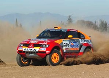 Mitsubishi Motors Dakar'da Dolu Dizgin İlerliyor!