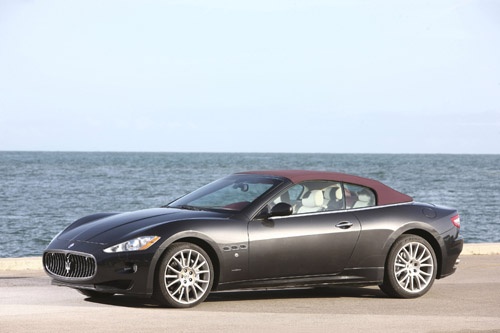 Maserati, GranCabrio modeliyle  satışlarını güçlendiriyor