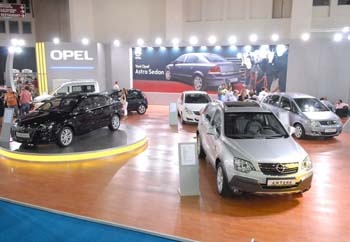 Opel Antalya Auto Show Fuarında yenilikleriyle ilgi çekti