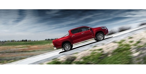 Toyota Hilux 2016’da da zirveyi bırakmıyor