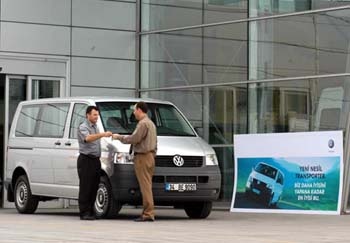 Yeni nesil VW Transporter rekora gidiyor