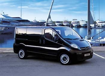 Opel'in yakışıklı ticari aracı Vivaro Türkiye pazarında