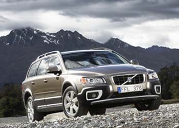 Volvo'nun yeni modeli  XC70 tanıtıldı