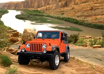 DaimlerChrysler : Jeep hayranları için yeni seçeneklerle...