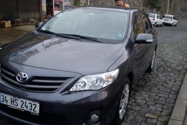 ÖĞRETMENDEN BOYASIZ DEĞİŞENSİZ 2011 MODEL COROLLA